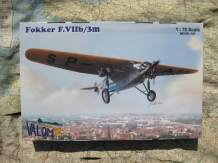 images/productimages/small/Fokker F.VIIb.3m Valom 1;72 nw.voor.jpg